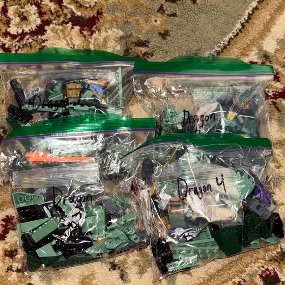 LEGO Ninjago Movie Green and Black Dragon Set - Picture 3 of 5